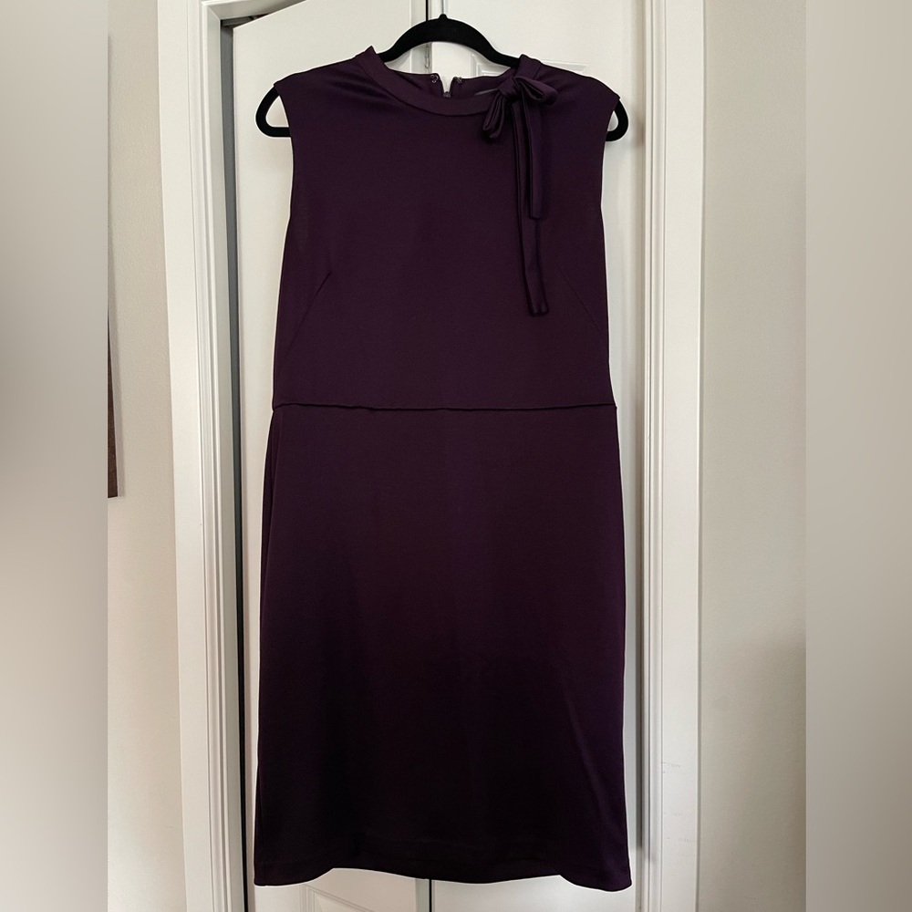 Sleeveless dress